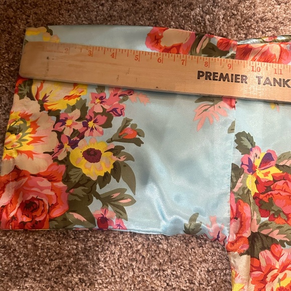 Light Aqua Blue Floral Satin Kimono Robe Cover Up with Waist Tie M - Picture 6 of 11